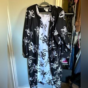 Two piece set